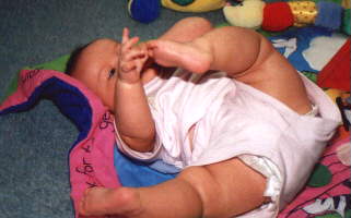 Give me my toes! 10 - 08 - 00