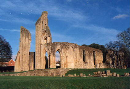 Glastonbury Abbey: ruins